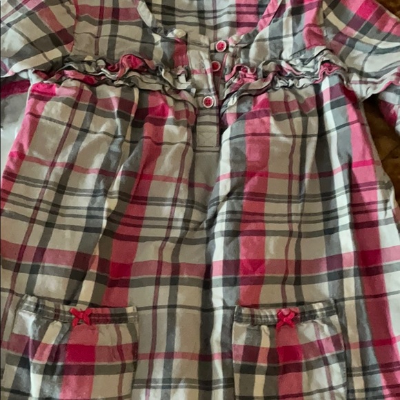 4T bundle.  2 shirts/2 pairs of jeans - Picture 5 of 9